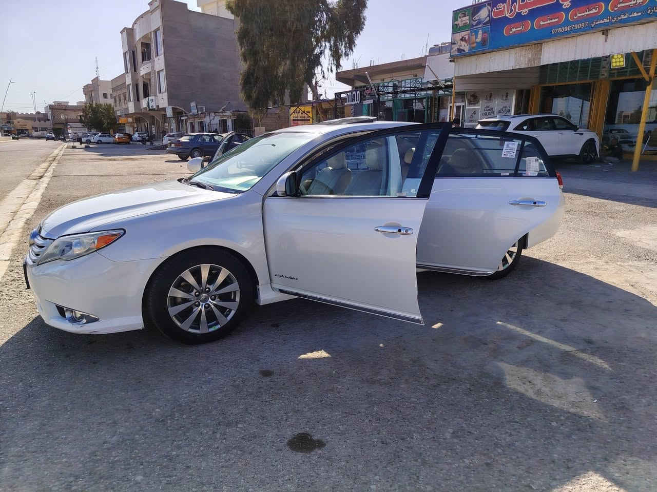 -افلون وارد امريكي كلين
اخوان مكلف بالنشر اتصل على الرقم تحياتي لجميع
-فول مواصفات
موديل 2011 
-رقم بغداد 
-شاشه بلاديه كبيره 
-تخم تاير دلوب ياباني وسبير منازل 
-ترحيب 
-بصمات عدد ٢ 🔑
-سلايث 
-لايت زنون بلادي وهوه يعير نفسه ويه توازن السياره 
-برده خلفيه + بردات البوب الخلفي 
-بصمات للبوب٤ + بصمه التشغيل
-تبريد ثلج +تدفئه وتبريد للكشنات
السعر / دفترين وعشرين / 22/000
رقم الهاتف ***********
مكان السياره الانبار هيت
