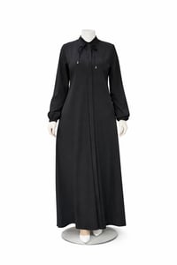 عباية سادة أنيقة ✨ قماش جرجيت ناعم موديل راقي ومريح تفصيل حسب الطلب تو...