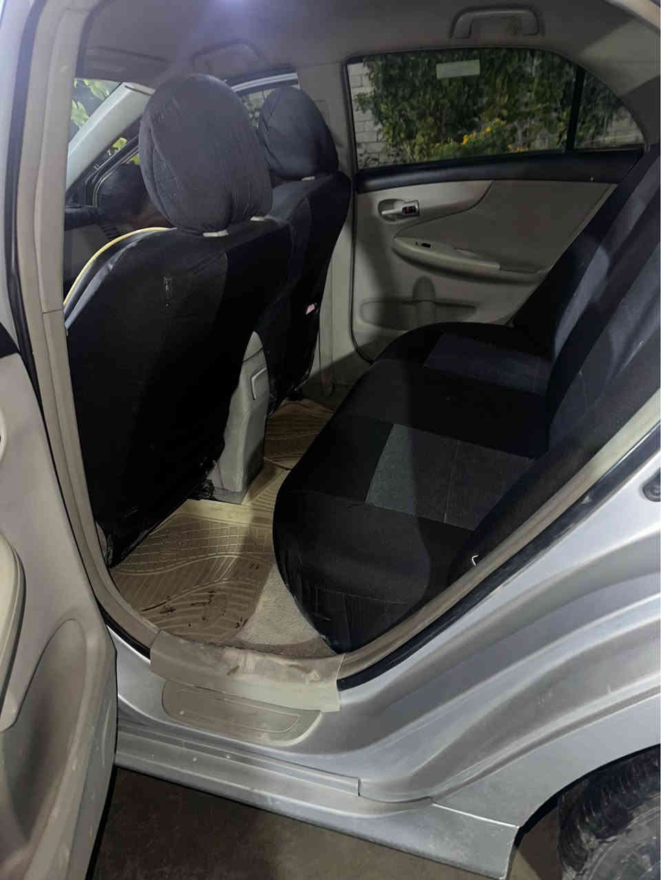 � تويوتا كورولا 2013
🔹 اللون: سلفر
🔹 المحرك: 1600 سي سي (خليجي)
🔹 الملاحظات: أربع قطع صبغ
🔹 السونار: مذكور بالمنشور

💰 السعر: 110 قابل للتفاوض
📞 للاتصال: ***********

إذا تحب أصيغه بلهجة أكثر رسمية أو تسوي Singapore
