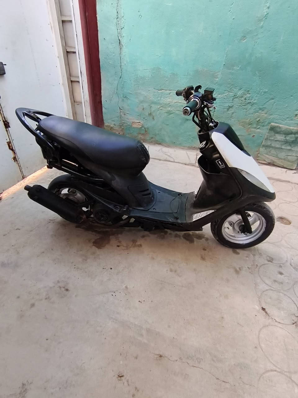 السلام عليكم دراجه ماكس عدله 🛵 كفاله عامه للبيع سعره 450وبيه مجال عنواني دوانيه حي العسكري قرب فلكه العلماء رقمي📞 ***********  اذا مو شراي لا اتراسل.
