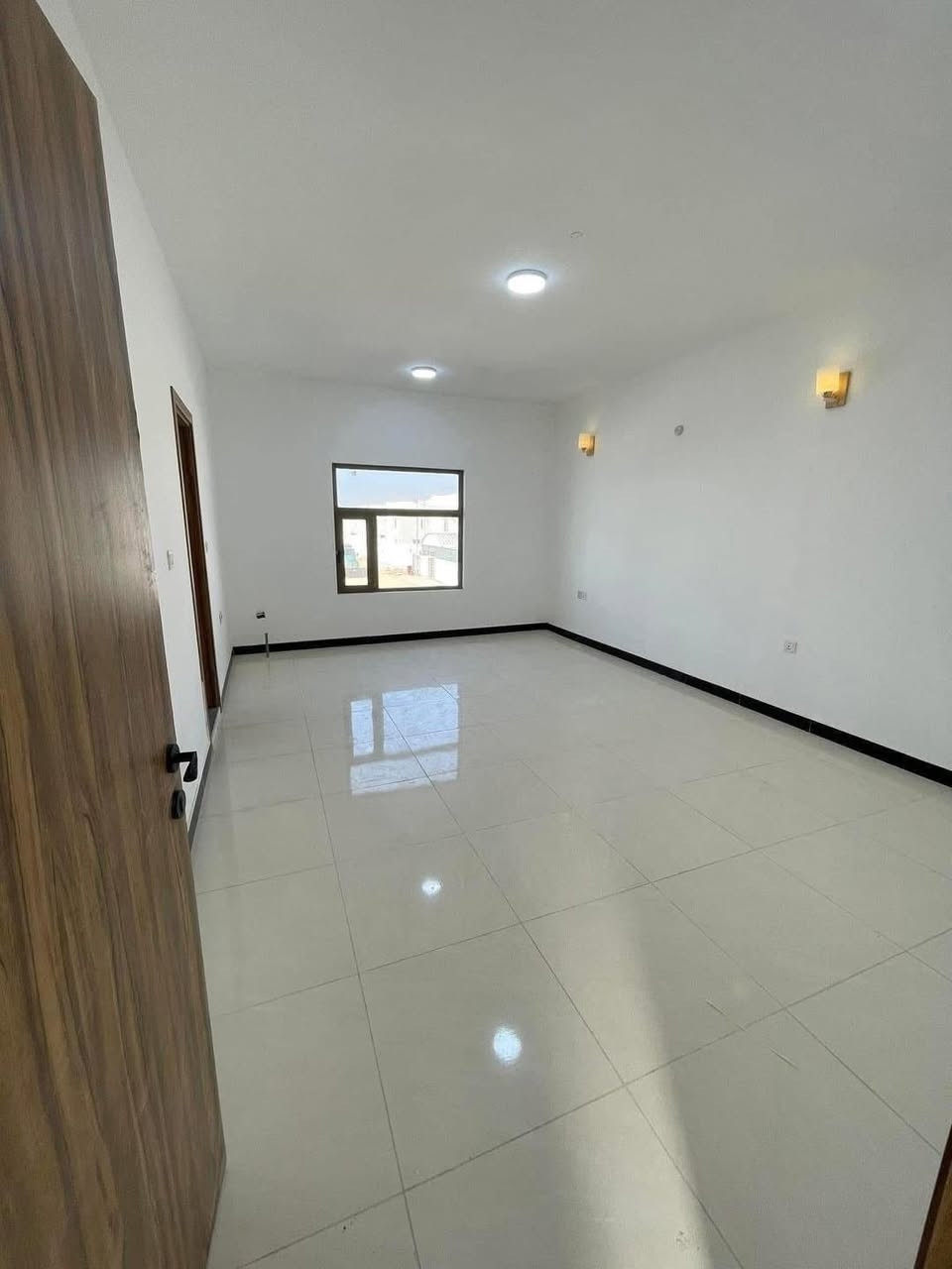 #دار_للبيع🏠

#الموقع : مجمع الاميرات 2 🌍

#المساحه : 250م ✨

#التفاصيل : مربع رابع طابقين 3 غرف الدار جاهز للسكن ومسدد كامل سند حر
✨
 
#المحافظة_للوساطة_العقارية 🌍
تسعدنا زيارتكم لمكتبنا 
📍في النجف - حي الاشتراكي - خلف شارع الروان 📍

للمزيد من المعلومات والتفاصيل عن العقار والمعاينه الميدانية يرجى الاتصال على
☎️***********☎️
☎️***********☎️
