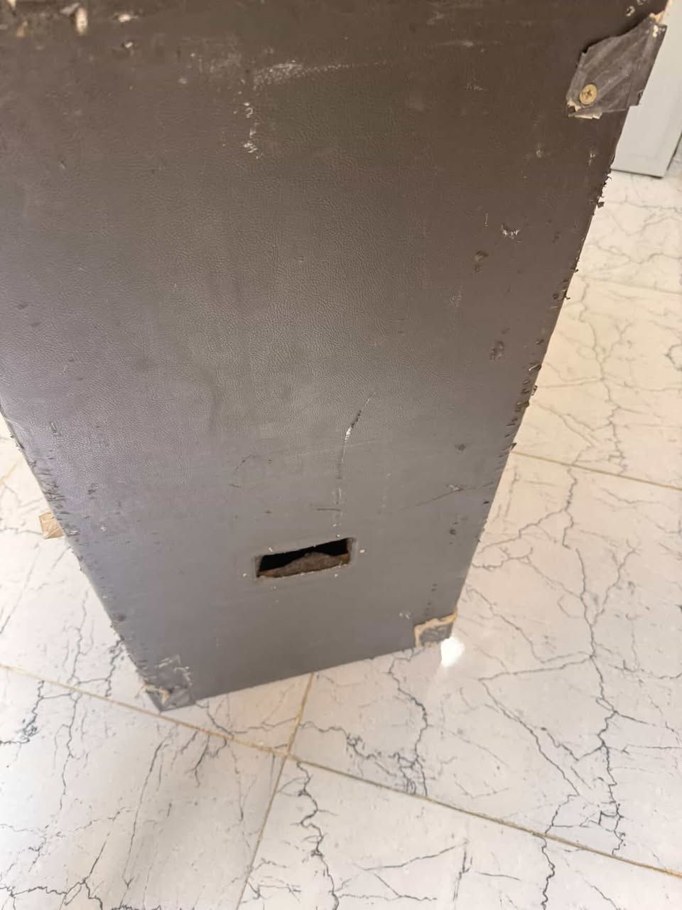 سماعتين مني تيربو
اول وحدة شغالا شرط الفحص 
ثاني وحدة عاطلة ابيعها بس كشر هي وسماعاتها
سعرهن ثنينهن 140الف 
عنواني بابل ناحية الشوملي 
***********
