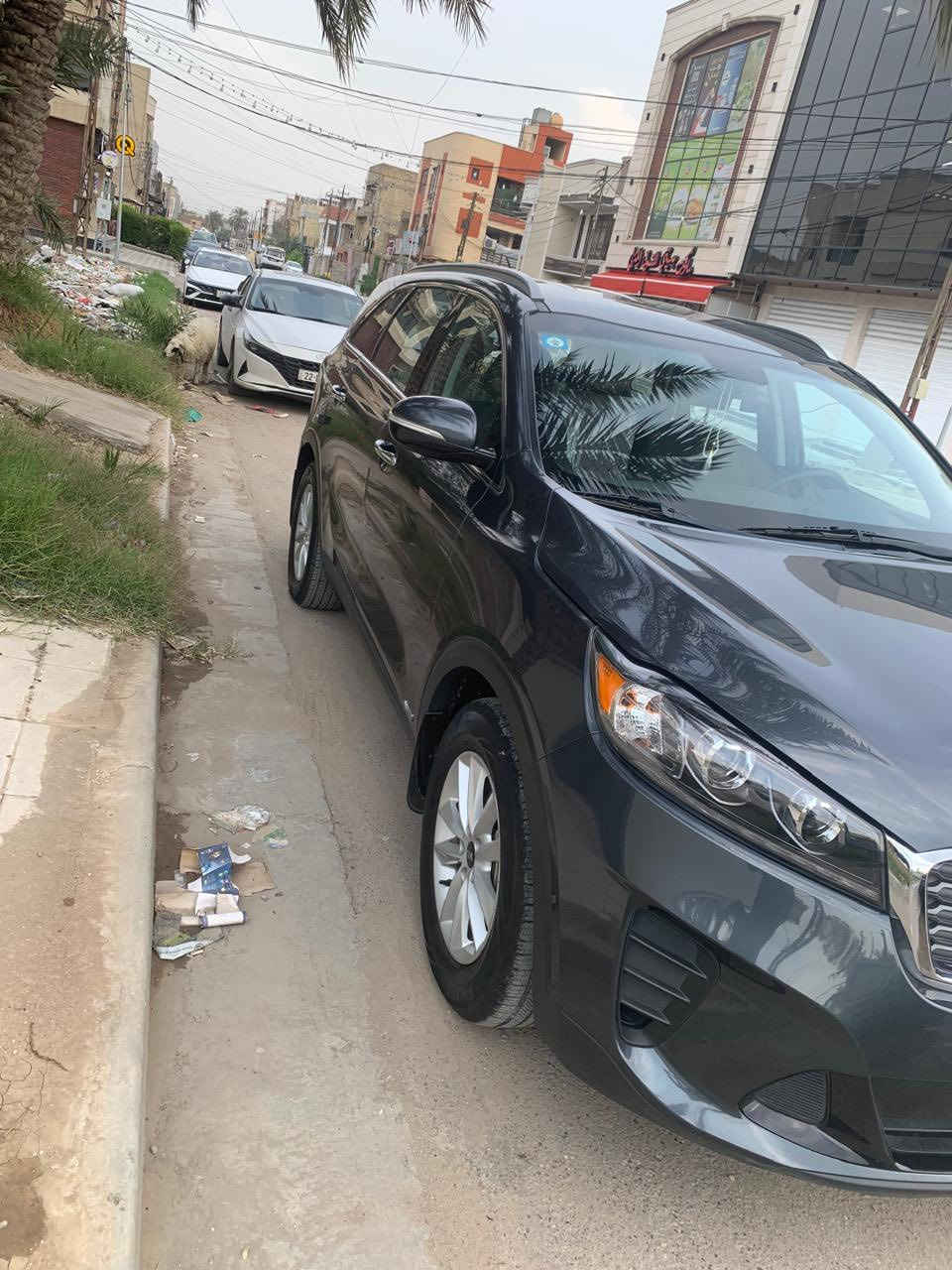 سورنتو موديل 2020
ماشيه 53 الف كيلو 
سته سلندر سبعه راكب
المواصفات
مري اشاير 
تحكم ستيرن
فتحه 
بصمه 
السياره حادثها موجود بلصور 
للتواصل***********
