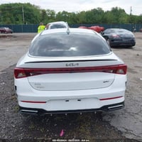 كيا K5 جي تي لاين • ٢٠٢٤ • ٤٨٥٤٢ ميل