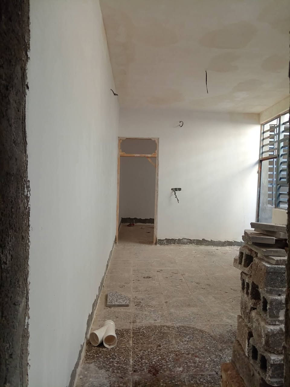 سلام عليكم ميه بلديه بندا بشارع 60 تراني معامله كامله باركود سعر 27 ***********
