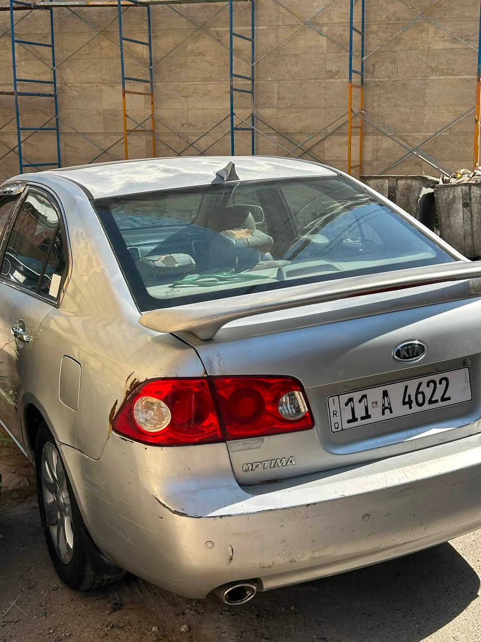 اوبتما ٢٠٠٧
تبخير خفيف بالمحرك 
جراد ببعض الاماكن مثل ممبين بالصور
صدر امامي جديد بس خلفي يحتاج تبديل
محرك ٦ سلندر دوش
تبريد ثلج حتى بلازدحام
بس يحتاجلها شوي ترتيب السيارة متروكة

مكاني بغداد
سعر ٦٥ وبيها مجال 
***********
