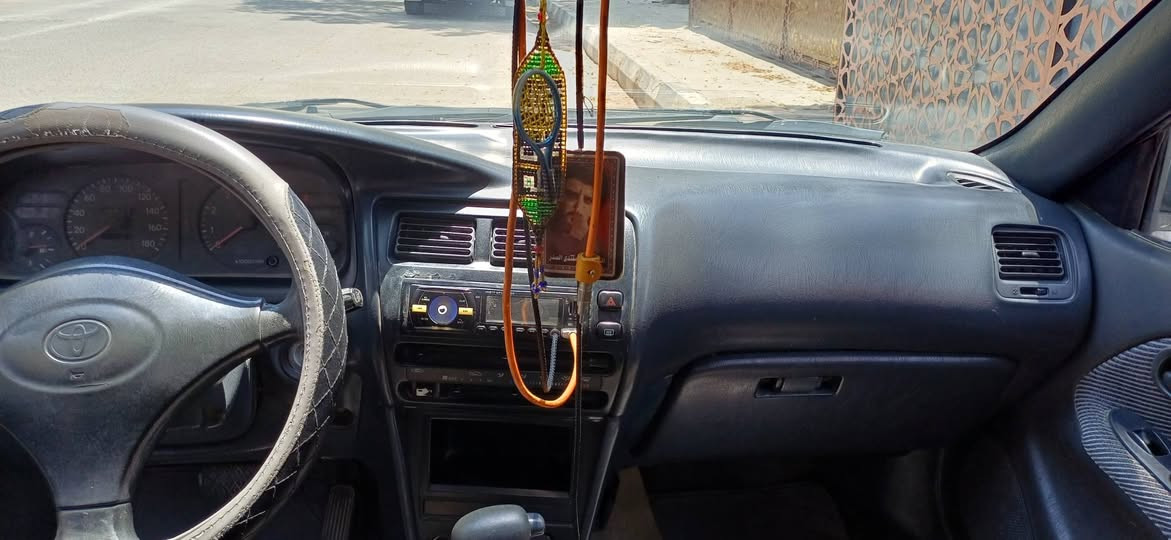 السلام عليكم
كورلا 93 
تعمير جديد 
سنويتها لشهر ال7 
السعر 45 ومطلوبه ورقه تنزل من السعر 
وبيها مجال 
 مكانها النجف/مشخاب/ناحية القادسية 
*********** ومتواجد عالفيس
