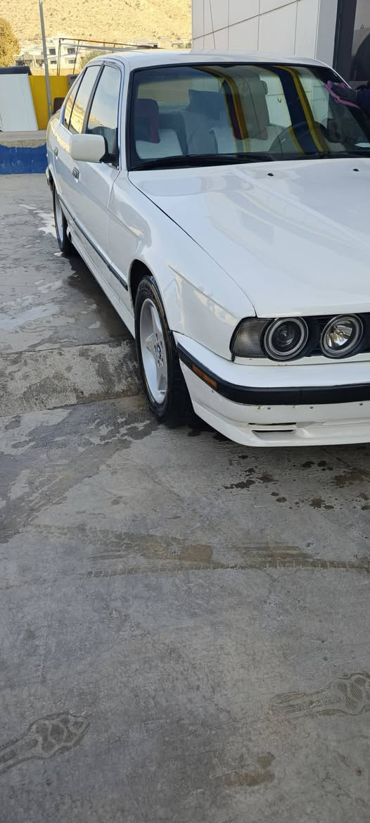 موديل،، 91،، حجم،، 525،، كبس،،فول،، گئرو مكينه سرت
گئراوتوماتيك،، تبريد،،، سلايد،، رقم جديد،، سنه وي جديد،،،،هه مي شرت،، طخم جديد،، تاير جديد،، سعر،، 70،، مجال،، ت،، *********** دهوك, العراق
