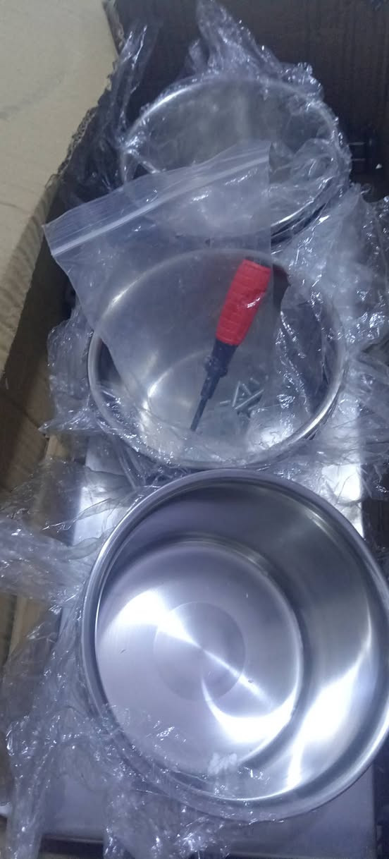 هذا المنتج عبارة عن رف توابل أو محطة توابل ومنكهات مصنوع من الفولاذ المقاوم للصدأ (ستانلس ستيل) بوعاءات متعددة للاستخدام في المطاعم 3طوابق


**إذا كنت صاحب هذا الإعلان وتريد حذفه لأي سبب، رجاءا أرسل رسالة إلى الدعم الفني**