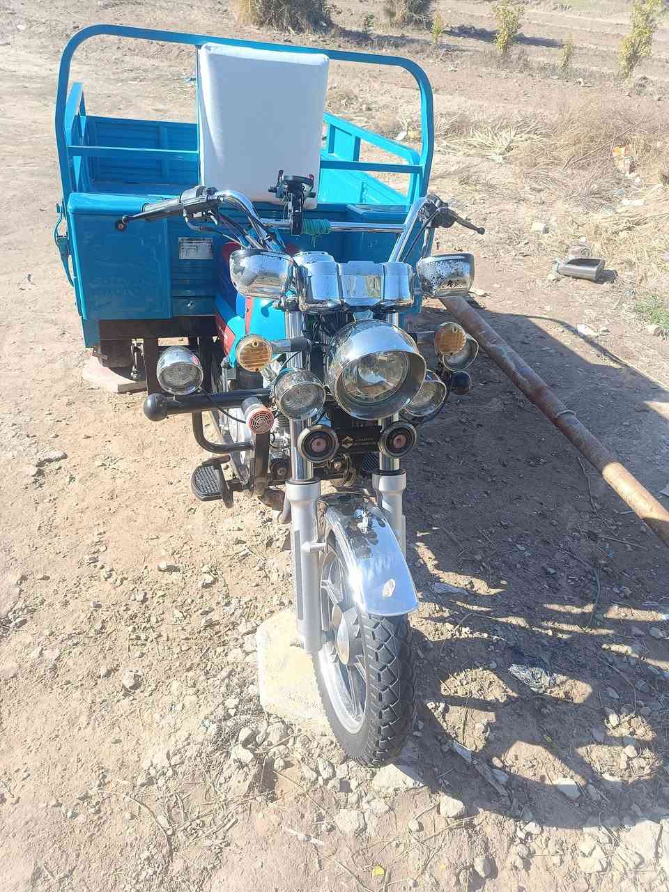 (بسم الله الرحمن الرحيم)
السلام عليكم ورحمة الله وبركاته 

ستوته للبيع (موديل 2023) اوراق اصوليه 
محرك مامفتوح بلادي شرط برغي واحد مامفتوح بيه 
تحويل ثاني يوم 

السعر (  مليونين و 800  )  وبيه مجال للشراي 

المكان (كربلاء المقدسة.. قضاء طوريج.. ناحيه الخيرات) 

للاستفسار الاتصال على الارقام التالية (***********) 
(***********)
