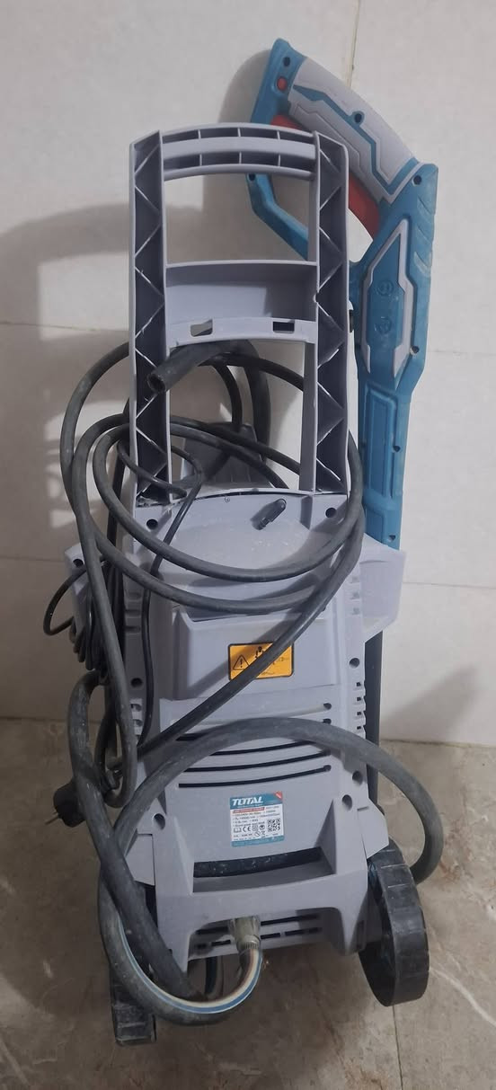 فارة غسل ماركة توتال
١٨٠٠ واط استخدام قليل نظيفة جدا السعر ١٢٥


**إذا كنت صاحب هذا الإعلان وتريد حذفه لأي سبب، رجاءا أرسل رسالة إلى الدعم الفني**