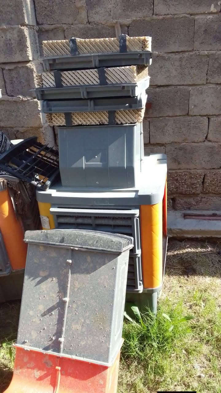 للبيع مبردات ثلاثه سعر ٢٧٠ بدون موطور  وبيه مجال ع خاص
حي الشهداء قرب جامع الشمري
*********** للاستفسار
