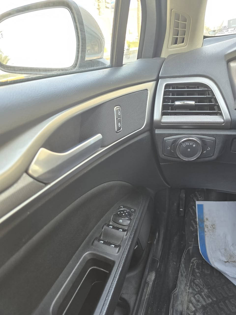 السلام عليكم، بيع او مراوس مع تسلا مودل 3/ Y ٢٠٢٣ وفوك
فورد فيوجن هايبرد ٢٠٢٠ se
ماشية ٤٢ الف ميل، ٦٨ الف كيلو
وارد امريكي، حادثها جاملغ الامامي جهة السائق بدون ضرر بالايرباك
رقم اربيل، بأسمي
مكان السيارة بغداد-اليرموك
السعر ١٤٠، قابل للتفاوض
رقم الهاتف ***********
