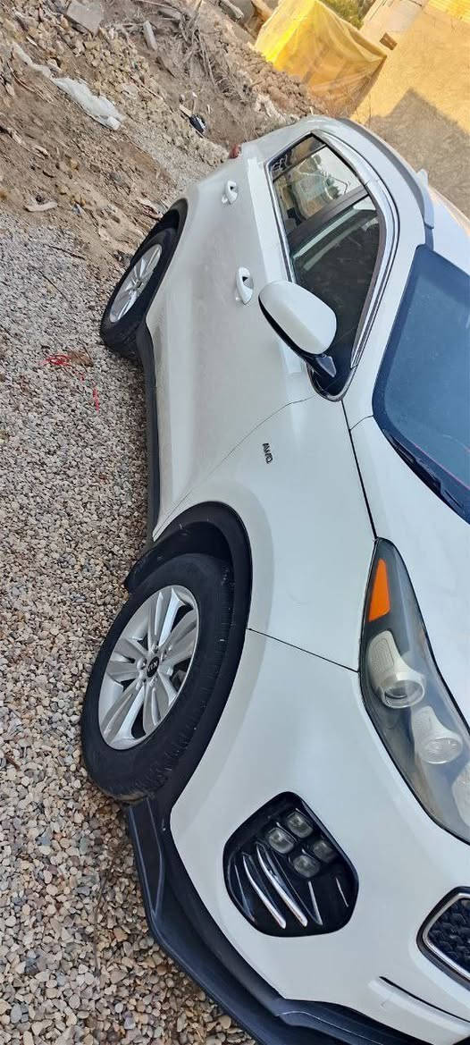 عزيزي كيا سبورتج امريكي 2019 محرك 2400 جي دي آي مفتوح بيدي عليت كازكيت  شرط بانزين عادي
المواصفات
تحكم مقود جهتين 
كامرا دواره
مثبت سرعه كروز
شاشه ربع بلوتوث اواكس سيدي
3 انظمة قياده سبورت وعادي واوتو
نضام ايكو تقليل صرف الوقود
مانع انزلاق
نضام نزول منحدرات
فور ويل 
وكلشي واضح عندك بالصور والسونار حتى حادث امريكا ايضآ بالمنشور السعر 157 بيها مجال كلش قليل ترهم مراوس بأقل سعرآ حسب القناعه 
عنوان واسط قضاء الحي 
*********** بي واتساب
