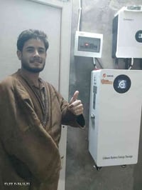 منظومة شمسية • 8 ألواح لونجي 620واط • بطارية ليثيوم 17كيلو