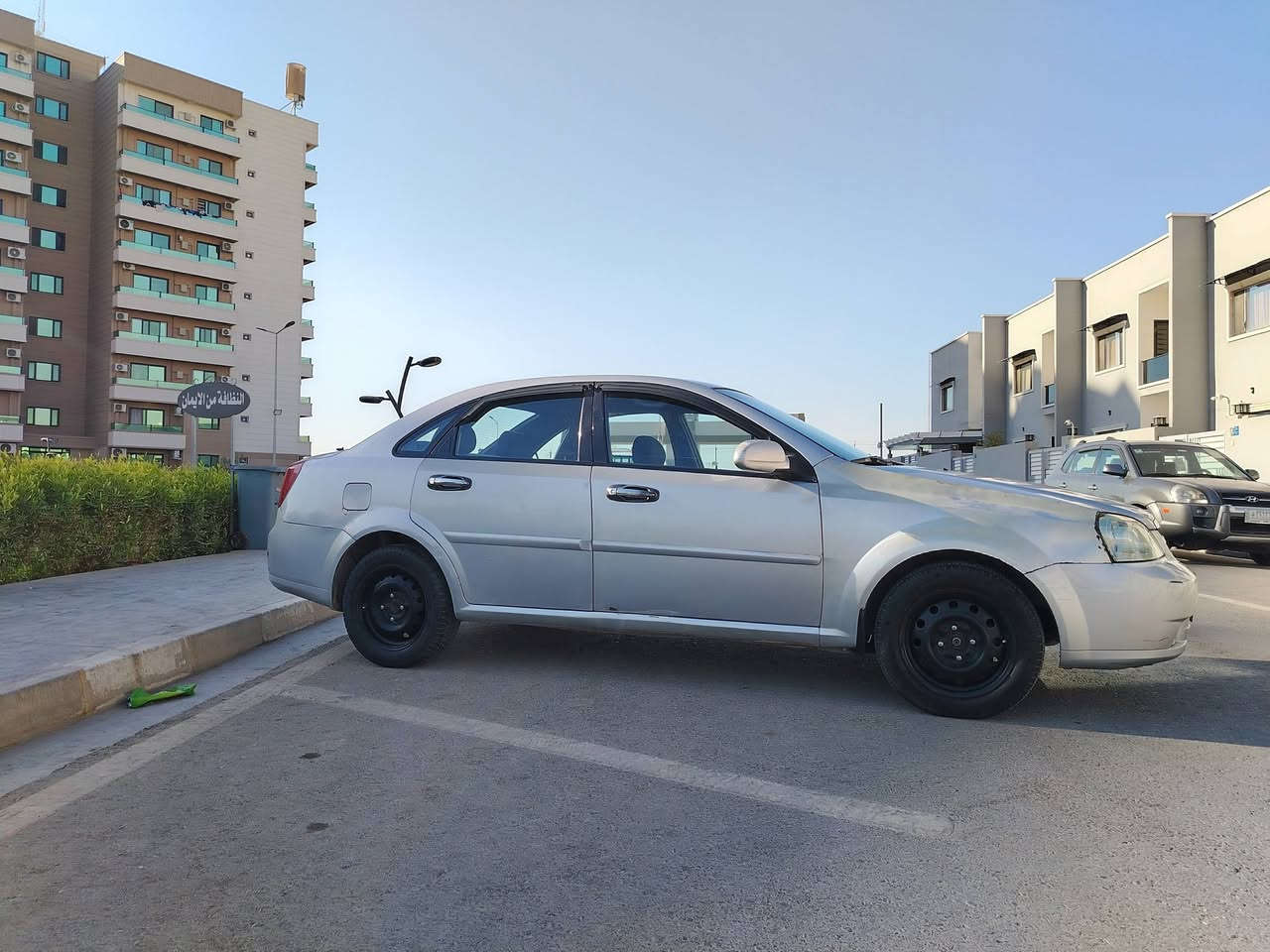 اوبترا موديل ٢٠٠٩ رقم دهوك السيارة باسمي مكاني الموصل
كير اتوماتيك والمكينة شرط طخم تاير صدر جديد بطارية جديدة ضررها ٣ قطع
السعر ٦٧ بي مجال
التواصل على الخاص


**إذا كنت صاحب هذا الإعلان وتريد حذفه لأي سبب، رجاءا أرسل رسالة إلى الدعم الفني**