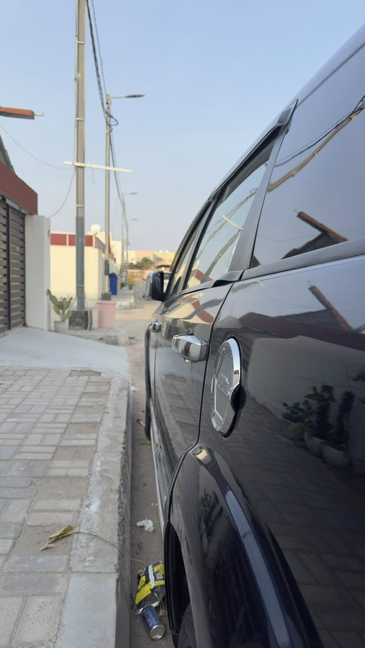 دوج جورني 2019 لون مميز

سعر 150$ وبيها مجال
السيارة مدوشمة من اول ما اخذتها

اتصال واتساب فقط(***********)

حادث السياره ضربه بالبنيد فقط .

الشواصي واللغود والبراكيتات مكفولة 

ايرباكات راجعه سستم بلاد

ماشيه 140 الف كيلو متر 

محرك V6 - 3600 وضع شركة برغي ممفتوح بي

رقم بغداد باسمي تحويل وكاله نفس اليوم

مواصفات السياره .. شاشة جبيره .. كاميرا .. سبعه راكب .. تبريد 3 قطع.. بصمة تشغيل .. 

بصمة ابواب ..  دخول ذكي 

وباقي المواصفات المعروفه 

مكان السيارة نجف شارع المجمعات

صدر امامي وحدادية جديد 

دهن وفلاتر كامل مبدل جديد

 سياره خير من الله جاهزة
