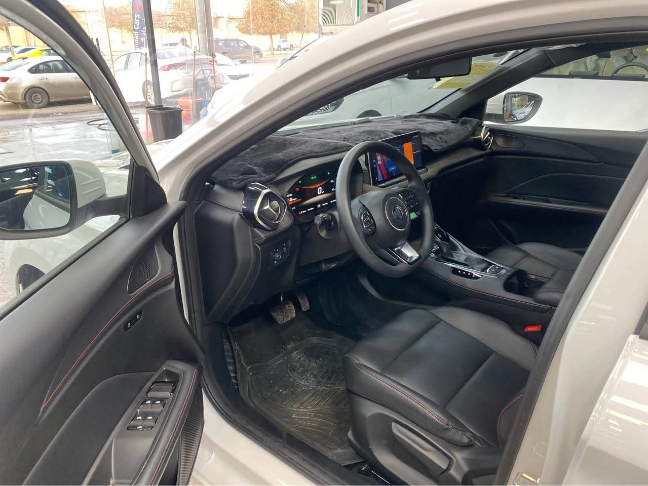 ئێم جی  MG GT 2025 Sport
تەنیا ٦ هەزار ڕۆیشتووە.هیچی نیە.
فول مواصفات.بەصمة.سلاید.برێك کارەبایی.
شاشەو 5 كاميرا.ئاوێنە شەفت.لايت.زينۆن.
مكان  أربيل.   ١٠٠ متری معرض تۆپ کارس 
سعر 122ورقة   موبایل    *********** أربيل, العراق
