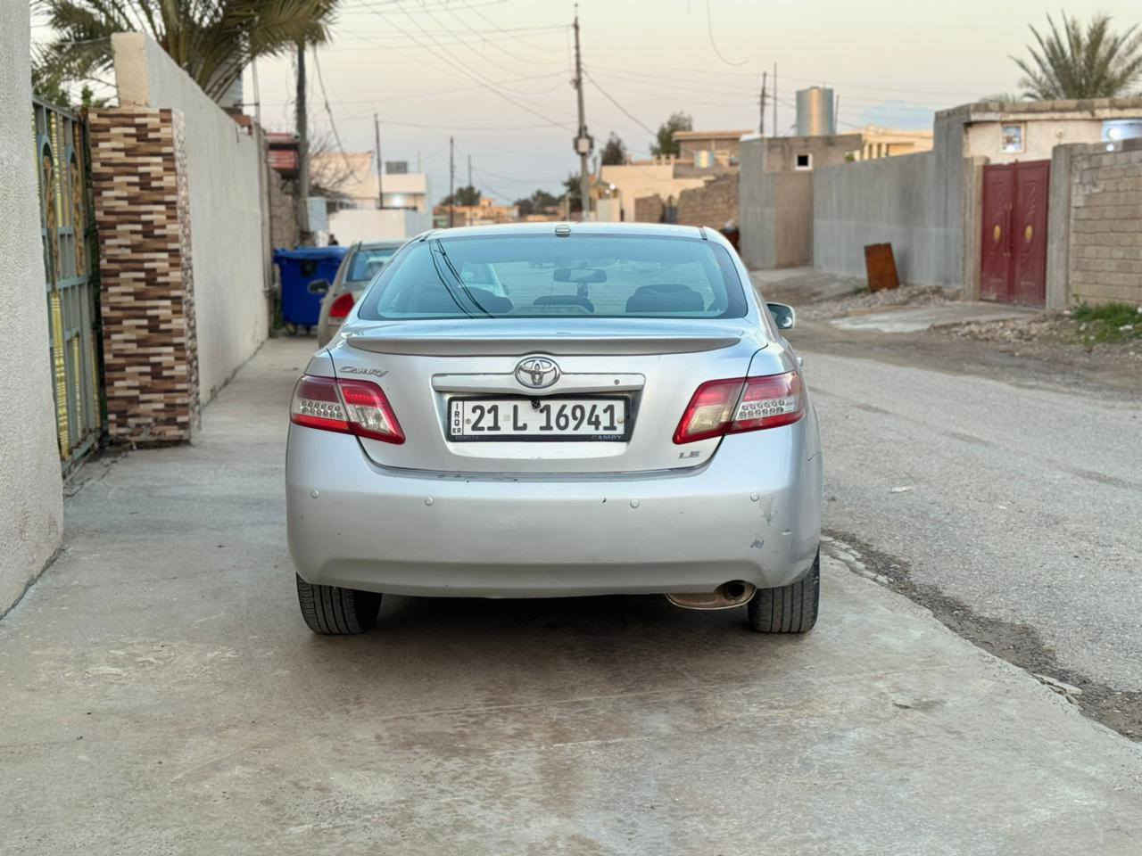 السلام عليكم
تويوتا كامري موديل٢٠٠٨ 
اللون سلفر الضرر بنيد فقط وراس الجاملغ 
الفحص موجود بلمنشور 
تخم تاير جديد صدر جديد ويل كروم نجمه
كير شرط محرك شرط مامفتوح محركها 
تبريد تدفئه كلها شغاله 
رقم سليمانيه تحويل ثاني يوم 
ماشيه ٢٤٥الف
ترهم مراوس مع اي سياره حسب القناعه 
العنوان صلاح الدين بيجي المزرعه
الهاتف***********
الهاتف***********
