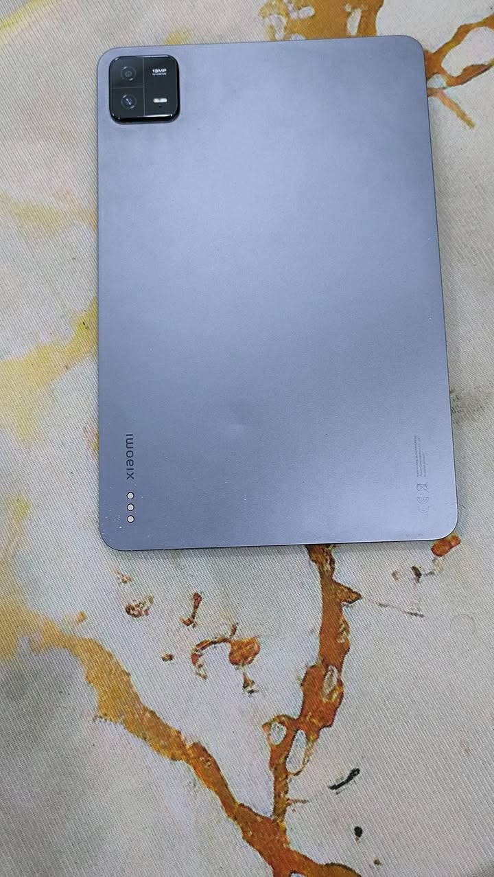 آيباد شاومي باد ٦
ذي قار-الحبوبي
(مكفول من اي شي ماعدا فطر بسيط بالشاشة مامبين ابد)
المواصفات:
الذاكره ٢٥٦
الرامات ٨
البطارية ٨٨٤٠ملي امبير

يشغل بيجي ٦٠ فريم
********************************************
الايباد كامل الملحقات من الكارتونة الاصلية والشاحنه الاصلية ماعدا السلك ويجي وياه الكفر الذكي الاصلي

 السعر ٣٢٩الف وبي مجال


**إذا كنت صاحب هذا الإعلان وتريد حذفه لأي سبب، رجاءا أرسل رسالة إلى الدعم الفني**