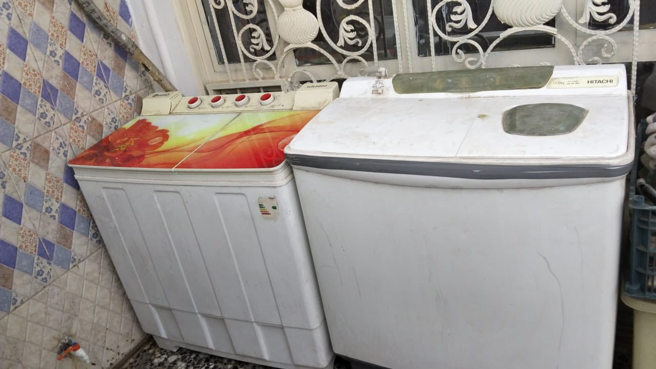 وتلفزيون وميزه ب١٥٠ الف 

غسالات ثنينهن ب١٢٥ الف 

العنوان الدورة شرطة حاتم السعدون 

‭٠٧٧١ ٢٩٦ ٦٥٢٣‬
