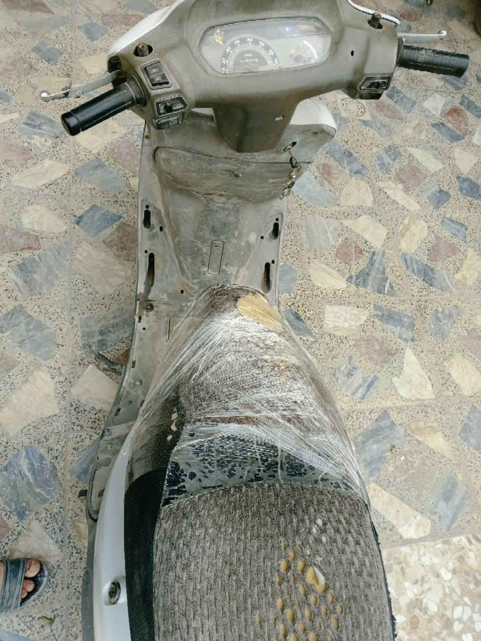 للبيع ‼️

دراجه سيام شغالة بيه تبخير سبب تبخير كابريتر صار شهر ممشتغله 

تواصل: ***********
الخاص موجود
