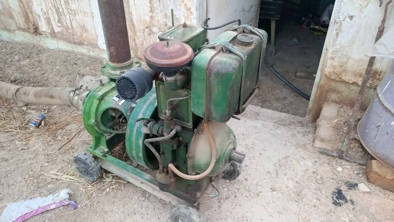 السلام عليكم مكينه نوع هندي ام السهم جديده مامشتغله هواي بعده شركه السعر 450العنوان ديالئ رقم الهاتف ***********
