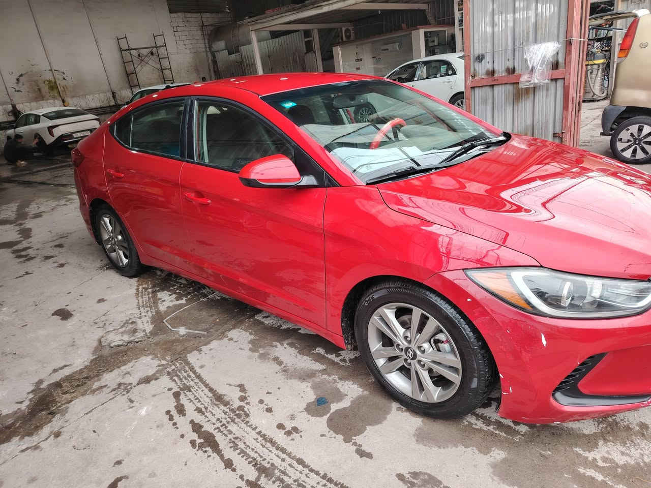 السلام عليكم
النترا 18
رقم بغداد
ماشية 84
حادث بسيط بدون ايرباك
صبغ قطعتين
السعر 118
***********
