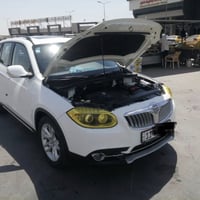 سياره للبيع v5 موديل 2014 السلام عليكم  سياره حيل نضيفه بيع مستعجل  عن...