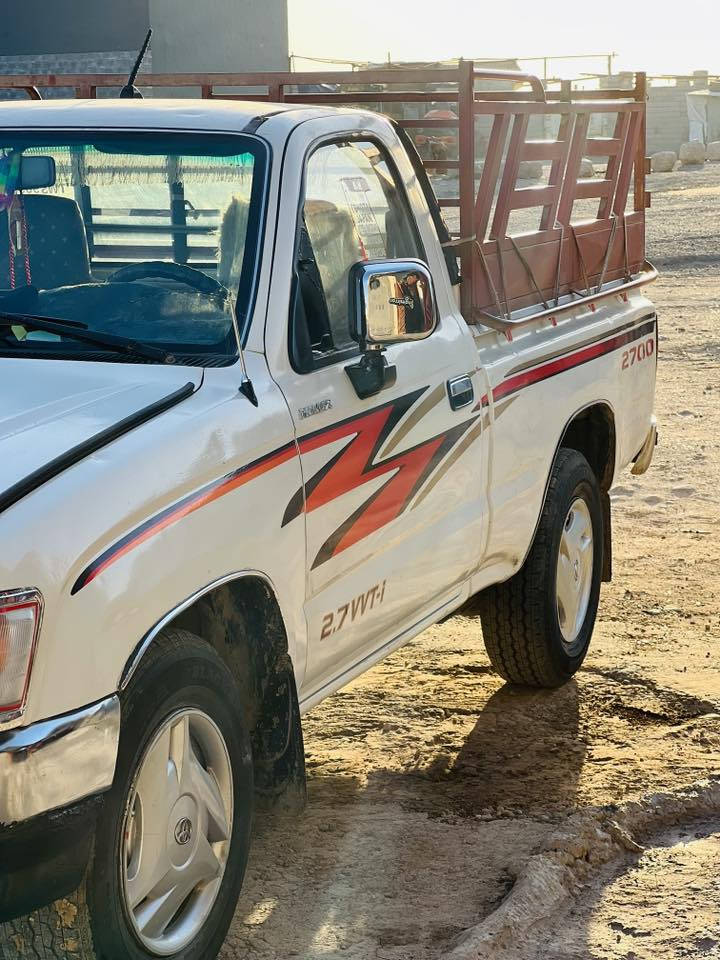 سلام عليكم بيكم98 تبريد  وتتفاا محرك شرط  كير شرط مكفوله شرط التحويل السياره مصبوغه عام سعر السياره68 وبيها مجال 
ملاحضه السياره بدون محجل لاين مو مالها 
***********رقم المبايل
