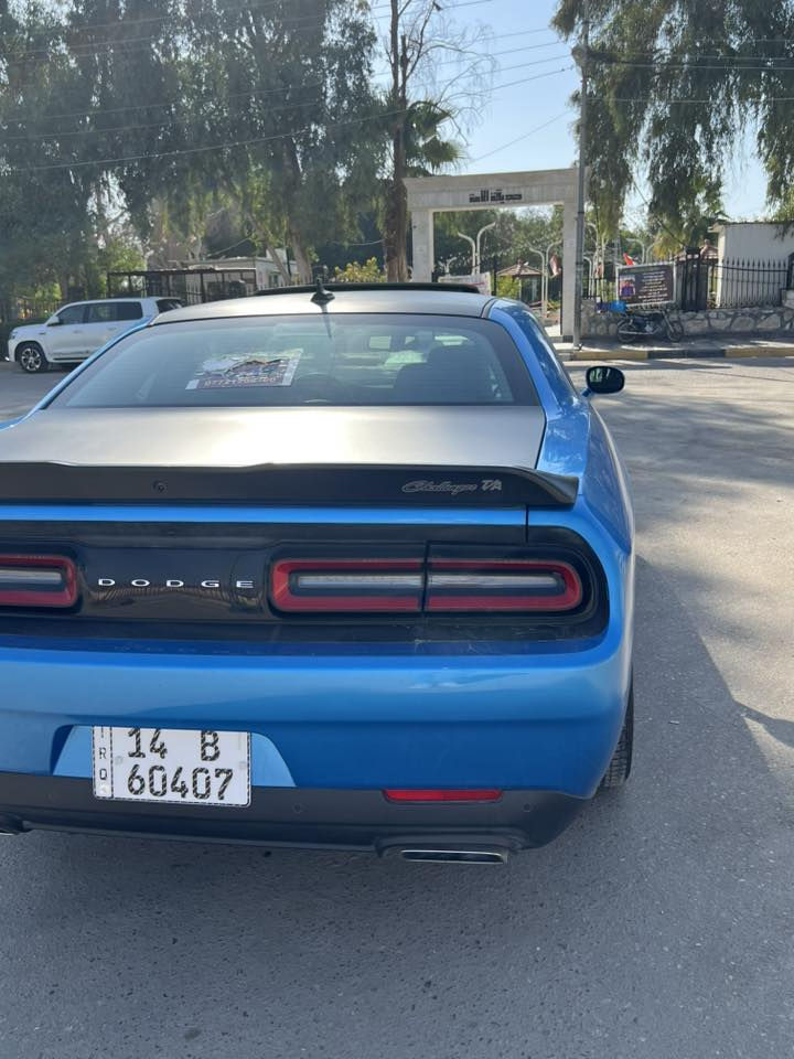 ياالله. السلام عليكم
للبيع دوج جالنجر T/Aلون بحري مميز 🩵 المؤديل 2023 بصره بسمي قبل شهر رقمتها... السياره جديده ماشيه 5الاف ml. فول مواصفات.. شعار  T/A بكل مكان.. فتحه سقف +خزن ميموري +استيرن كهرباء + كشنات كنتاره تدفئه وتبريد +رادر جانبي +رادار خلفي +حساس خلفي + وبعد
مواصفات T/A معروفه حادث قطعه
وحده بس بنيد مبدل صور الحادث
مرفقه بالمنشور. السيارة كير عادي
مكاني البصره ***********
