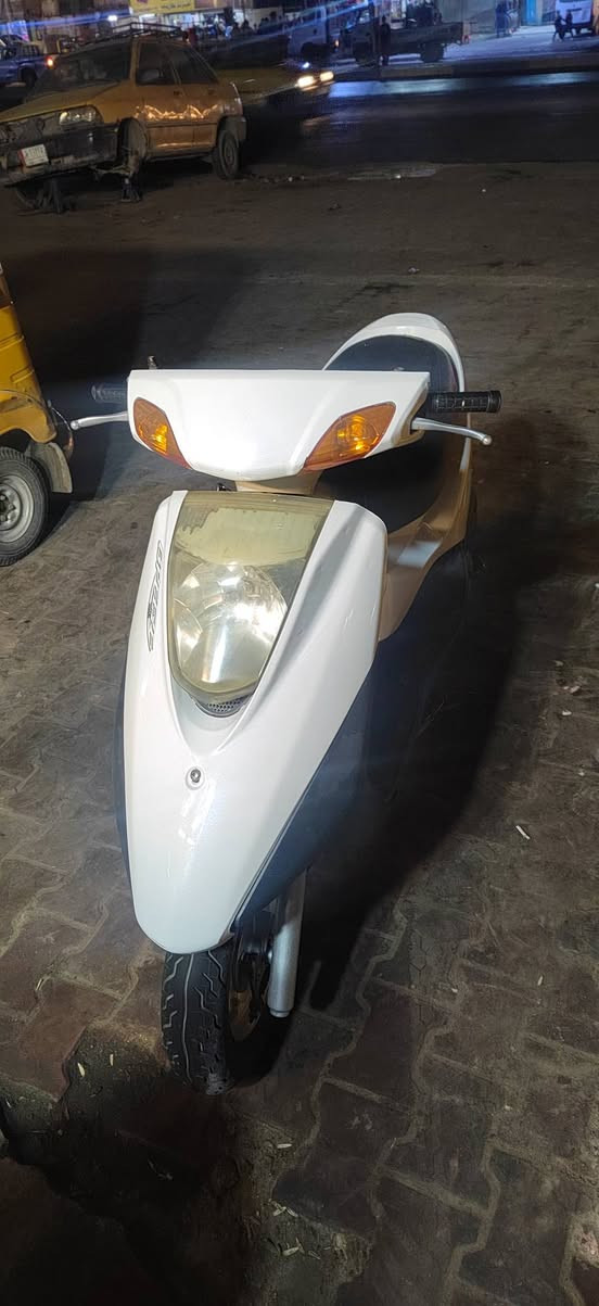 سلام عليكم
للبيع دراجة بريز كفاله مكينه مامفتوحة بلادي
دراجة كهربايات كامله
السعر 650 الف بيها مجال
***********
