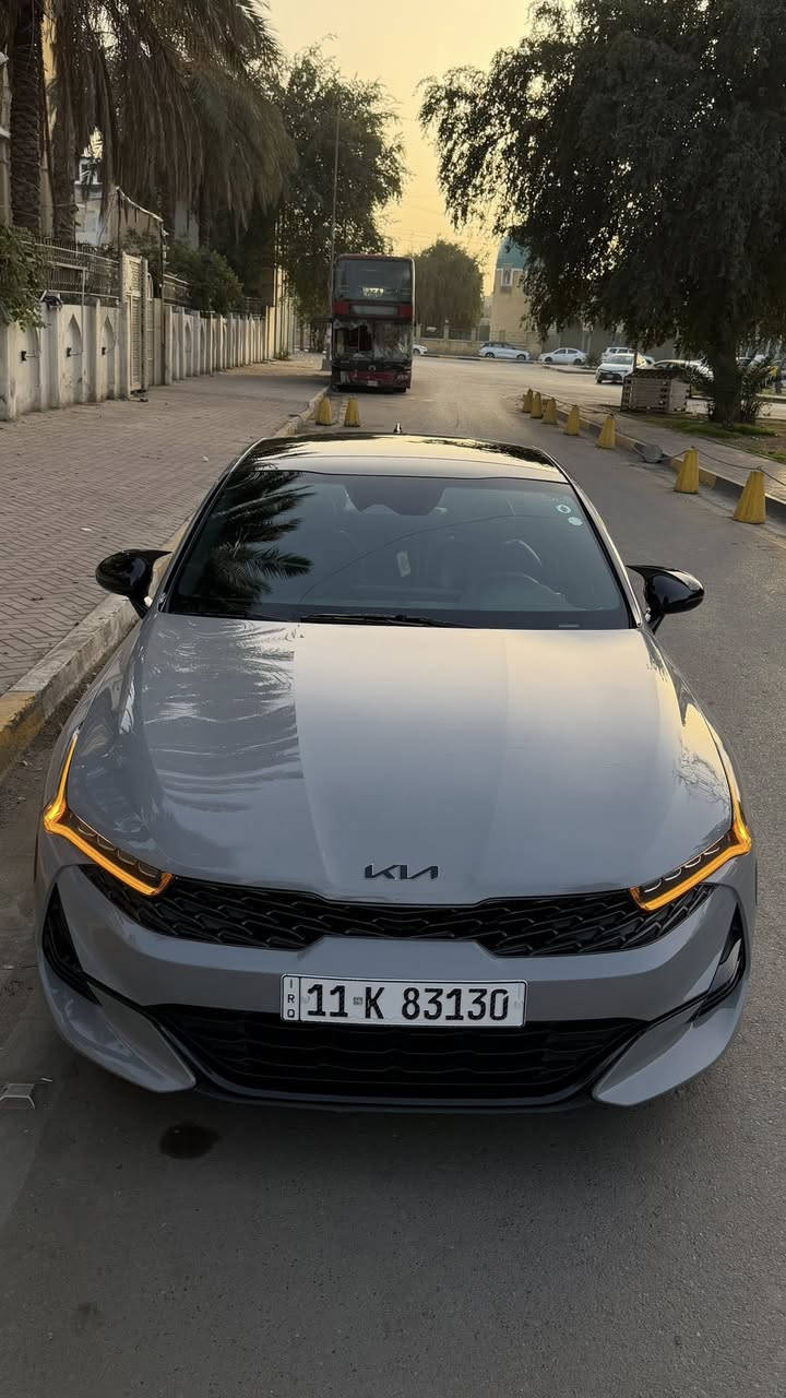 للبيع K5 موديل2024 GTLINE اسمنتي
مواصفاتها 

1-مكينه 2500 تيربو  

2-مازدات ذكيه تصعد وتنزل وتفتر معه لاستدارة 

3-كشافات ضباب

3-بك لايت LED

4-أشاير بالمري 

5-بانوراما

6-6 حساسات إماميه 

7-حساسات خلفيه 4

8-رادارات محيطيه امامي خلفي جانبي 

9-قياده ذاتيه 

10-توقف ذاتي

11-ستيرن حرف D رجاج 

12-تحديد مسار 

13-رادار تفاعلي 

14-مثبت سرعه

15-أوامر صوتيه 

16- شاشه 

17-شاشة اعطال 

18-شاشت تكيف لمس 

19-هندبريك بصمه 

20- وضعيات قياده4 

21-شحن لاسلكي 

22-وتو هولد 

23-كرسي كهربائي جلد 

24-تدفئة مقاعد إماميه 

25-تدفئة ستيرن 

26-سماعات BOSE 

27-أضويه داخليه لمس 

28-داخل اسود جلد 

29-دبل جام

30-دفع رباعيAWD or TWD

31-تشغيل عن بعد

32- اضويه ترحيب عد القتراب

33-ستيرن رجاج منبه

وباقي المواصفات معروفه 

السياره حادثه موجود بصور 

العنوان السياره بغداد الاعضميه للستفسار اكثر خاص لو اتصال على الرقم  ***********
