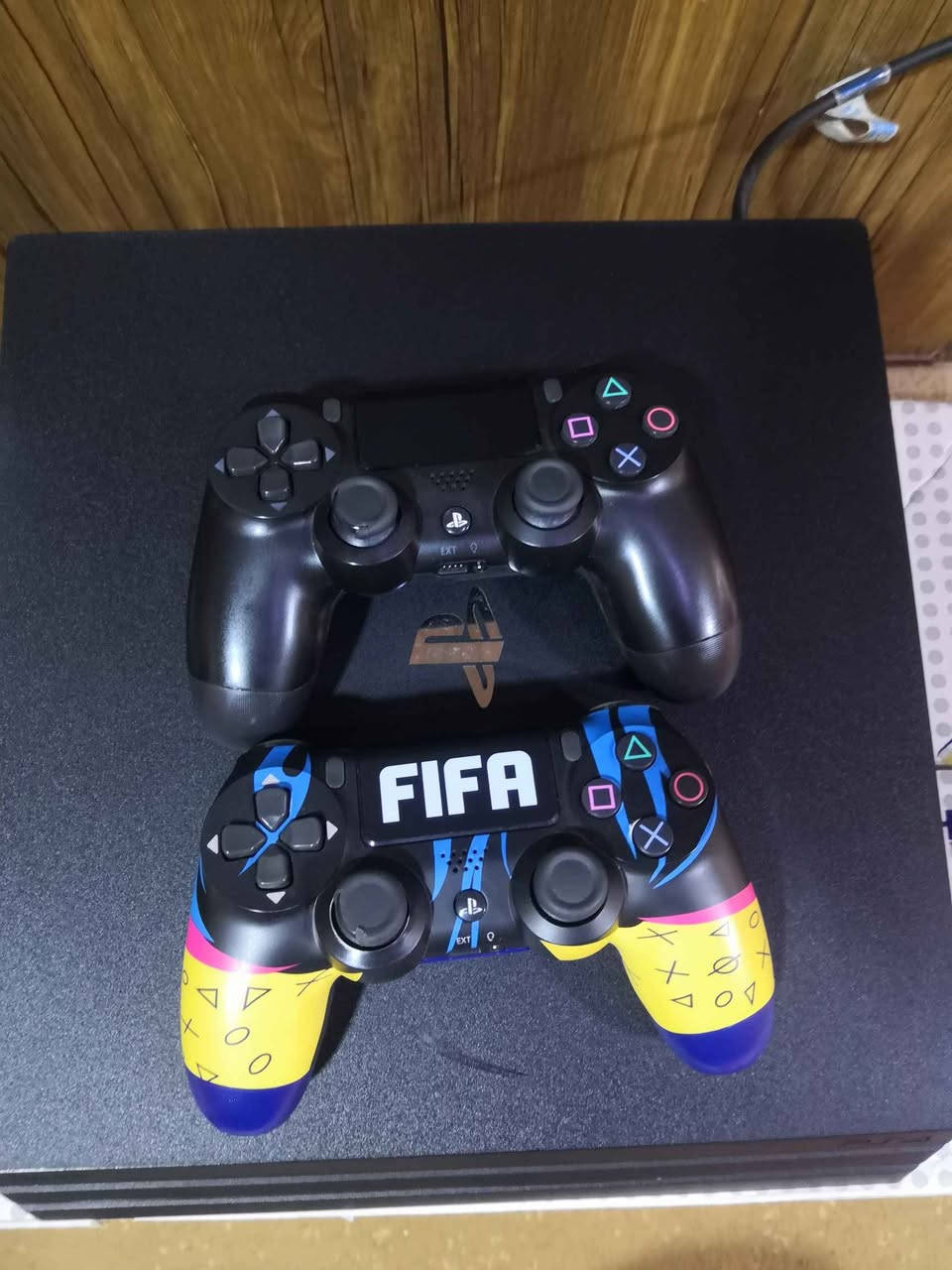 سلام عليكم
البيع جهاز ps4 POR مهكر  سعه تخزين واحد تير
جهاز ابشرط مابي اي عيب ولا مفتوح ولا مصلح
حتى جوستك ماله يده مامفتوح  بيه 14 لعبه
نضام قرص نضافه جهاز عاليه باب اول
سعر 370 الف بيه مجال كركوك, العراق


**إذا كنت صاحب هذا الإعلان وتريد حذفه لأي سبب، رجاءا أرسل رسالة إلى الدعم الفني**