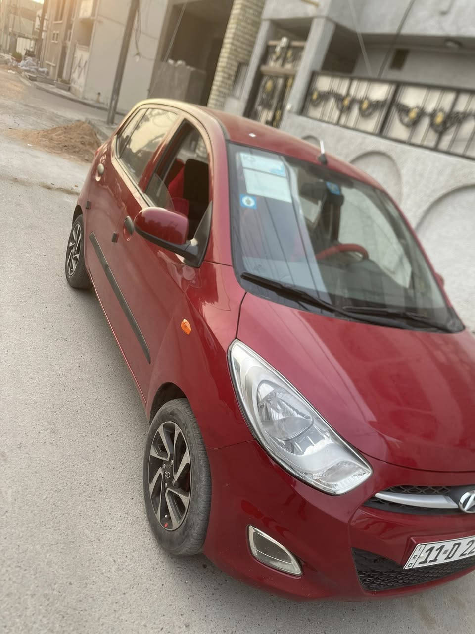 السلام عليكم 

✨🚗 للبيع هيونداي i10 – أنيقة، اقتصادية، وجاهزة فورًا 🚗✨

🚘 النوع: هيونداي i10

🔺سنة الصنع: 2015

🔺الحالة: نظيفة جدًا عدا صبغ بنيد و دعامية فقط

🔺بدون أي نواقص وعليها ادامه كامله من دهن و صدر امامي خلفي كله كفاله و جديد 

🔺ماشيه 116 الف

السعر 88 وبيها مجال قليل

📍 الموقع بغداد حي الإعلام

📞 رقم التواصل ***********
