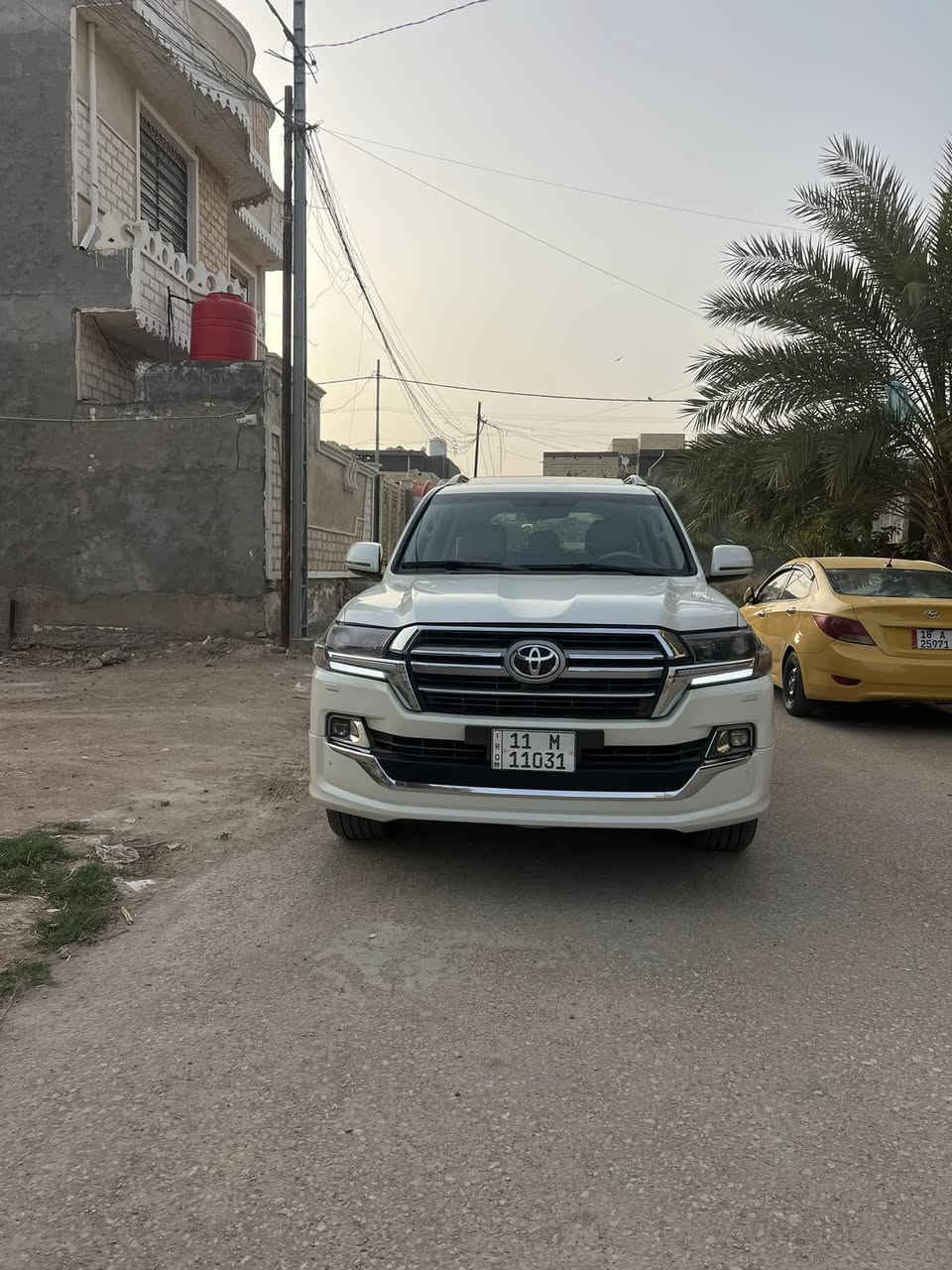 السلام عليكم من رخصة الادمن عندي لاندكروز موديل2020 رقم بغداد كراند تورنك فول الفول مواصفات ام الدعاء رقم بغداد انكليزي بسمي بيها جاملغ خلفي وباب رش اثر طخه كلش بسيطه السياره 6سلندر ممفتوح بشرط ماشيه 140الف حقيقي مواصفات فول 8ايرباك كشنات كهرباء جهتين جنطه كهرباء عداد ليزي مرايه شفط +ترحيب 5كامرات حساس امامي خلفي رادار امامي خلفي جانبي طفايه حريق فتحة سقف وبعد بيها هواي مواصفات رايدهاب398 ارخص لاندكروز بالعراق مكان السياره بالحله رقمي *********** او *********** اخوان اقره المنشور زين واتصل والي ميعجبه السعر او السياره يعبرها بكلام طيب واسف على الاطاله
