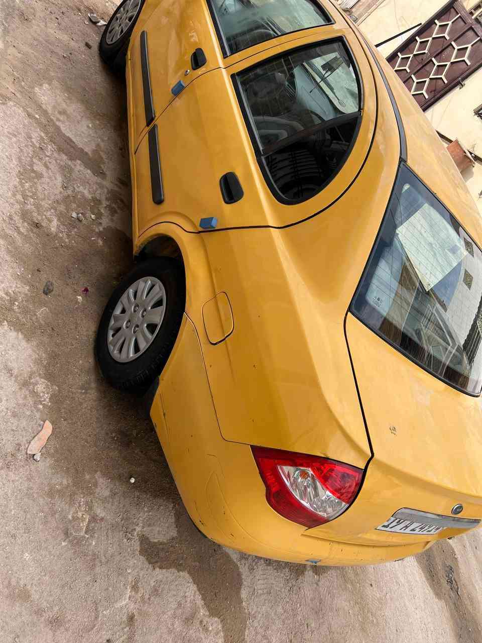 سلام عليكم اخوان  طيبه موديل 2016 سياره. نضيفه بيها بس باردبلخشم مال جاملغ. سياره جاهزه كير ومكينه نظاف سنويه لل2027 مكاني كربلاء الشراي يتصل *********** الشعر 38وبيها مجال بسيط للشراي
