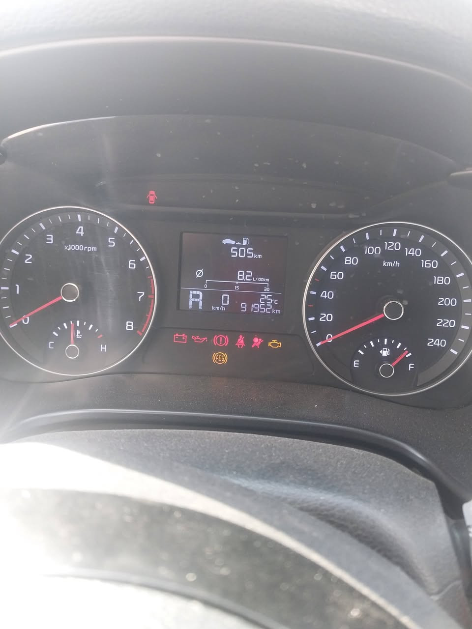 سلام عليكم من رخصت الادمن سياره سيراتو موديل ١٩ ماشيه ٩٥ الف حقيقي بيه باب سايق ضبغ بدون فتح مكينة ١٦٠٠ دوش رقم ربيل تريد تحويل و وكاله رقم صاحب سياره هذا مكلف بنشر *********** الله يرزق الجميع
