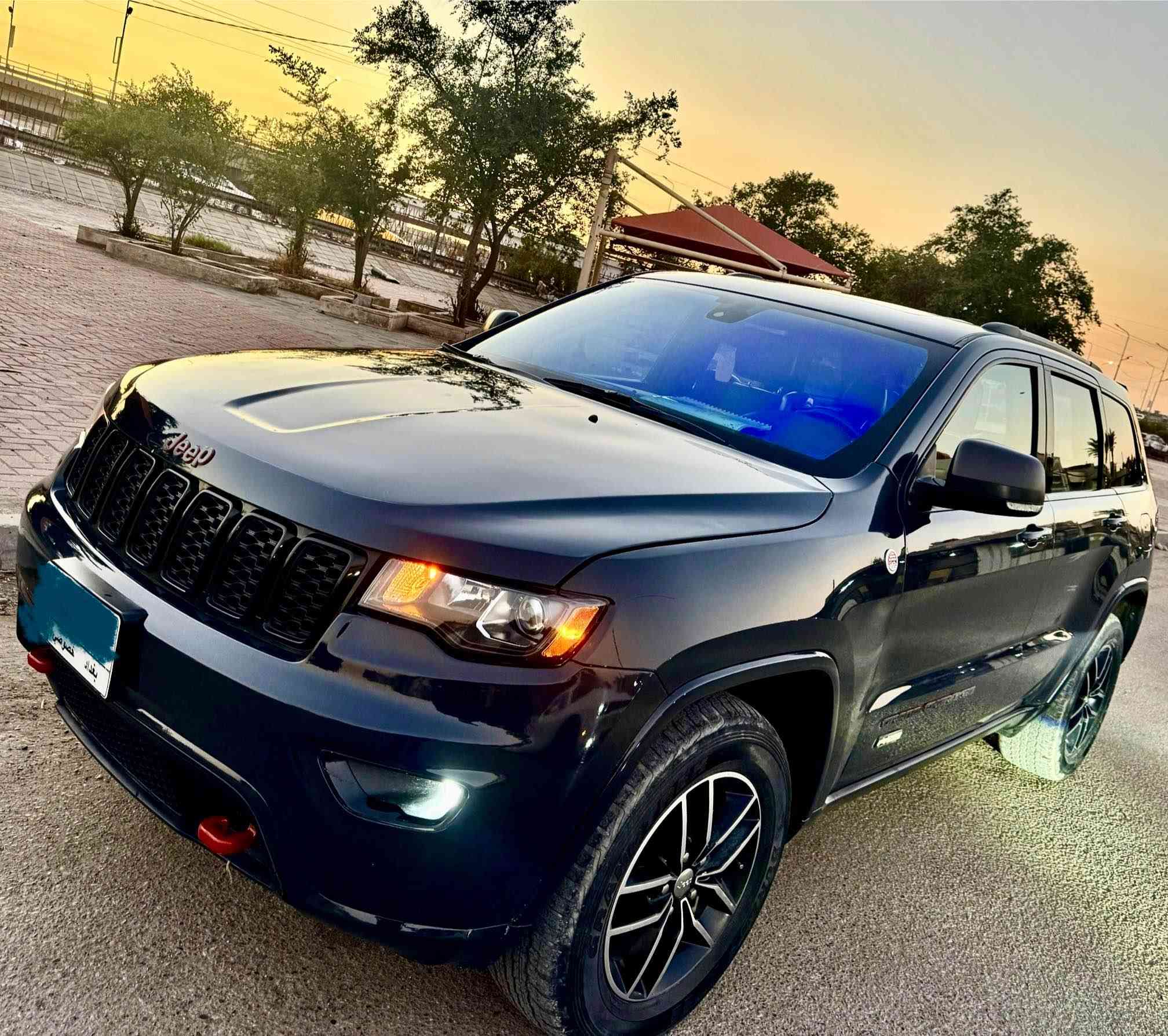 للبيع او مراوس
 
جيب كراند شيروكي - ترايل هوك - موديل 2018
رقم بغداد 

فوول للأخير اعلى مواصفات 
‏4x4 فور ويل 
1- جگات
2- فتحه فول
3- رادار + جانبي + خلفي
4- اوتو بارك ( نظام اصطفاف ذاتي ) 
5- اوتو بريك ( مانع تصادم امامي + خلفي )   
6- قياده ذاتيه 
7- تحديد مسار 
8- نقطه عمياء
9- دخول ذكي
10- هيترات بالمري والجامه الخلفيه
11- مرايا متحسسه للضوء الجانبية والخلفية 
12- حساسات امامي + خلفي 
13- ماوس اربع وضعيات
14- نظام ( start/stop - ايكو - سبورت ) 
15- كشنات جلد كنتاره 
16- كشنات كهرباء 
17- كشنات تدفئه + تبريد 
18- كشنات خزن 3 وضعيات
19- كشنات ترحيب 
20- ستيرن تدفئه
21- ستيرن كهرباء 
22- تحكم ستيرن جهتين  
23- شفتات ستيرن 
24- جنطه كهرباء
25- تشغيل عن بعد 
26- سستم صوت alpain
وبعد بيها هواي شغلات كلشي ببالك موجود 

مبدل عدسات زنون عالي ناصي اصلي

حادثها جاملغ وبنيد 
مكفوله الدواخل مالته  

عليها ادامه كامله من منضومة بانزين ومحرك 
السعر 245
اي نقص مابيه 
 ***********اتصال او واتساب بغداد, العراق
