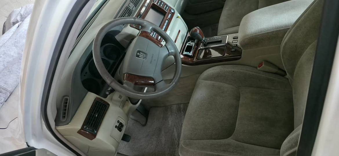 ملكه صدفي2003
سياره زيرو بعده بريحه يابان 
كفاله من فتح 
ادوات 
عنوان بصره القرنه بني منصور 
هاتف ***********
