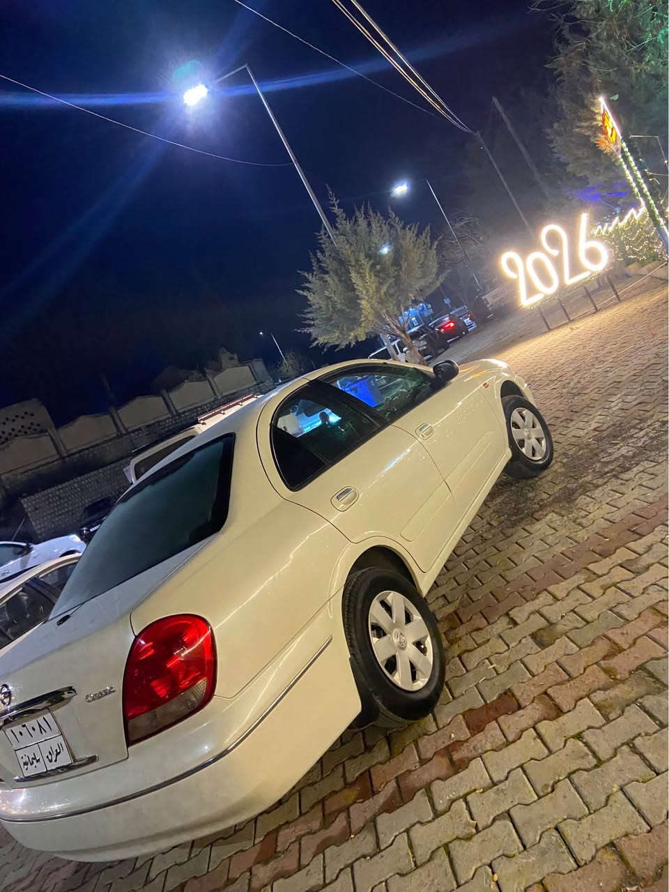 Nissan sunny 2008 
 تێبینی سەیارەکە هی مالێیە ٦ سالە لای خۆمانە 
مەکینە 18 سپی نەکراوەیە 
گیر و مەکینە بەشەرت گێر عادی 
بۆیاخ دوو پارچە دەرگا و چەمەلاخی دواوە بێ ژۆرێ پشت و پێشی کەپسە سەیارەکە نمونەیە لە جوانی لۆکە سپێری دانەبزییە جام عادییە 
چوار تایەی نوێ نەقوستانی نییە شاشە ئیپاد و کامیرە سندوق کارەبای  سەنەوی تاکو مانگی ٩-٢٠٢٦ هەزەی نوێیە نرخ ٩٠ مەجالێکی برایانە 
***********
*********** أربيل, العراق
