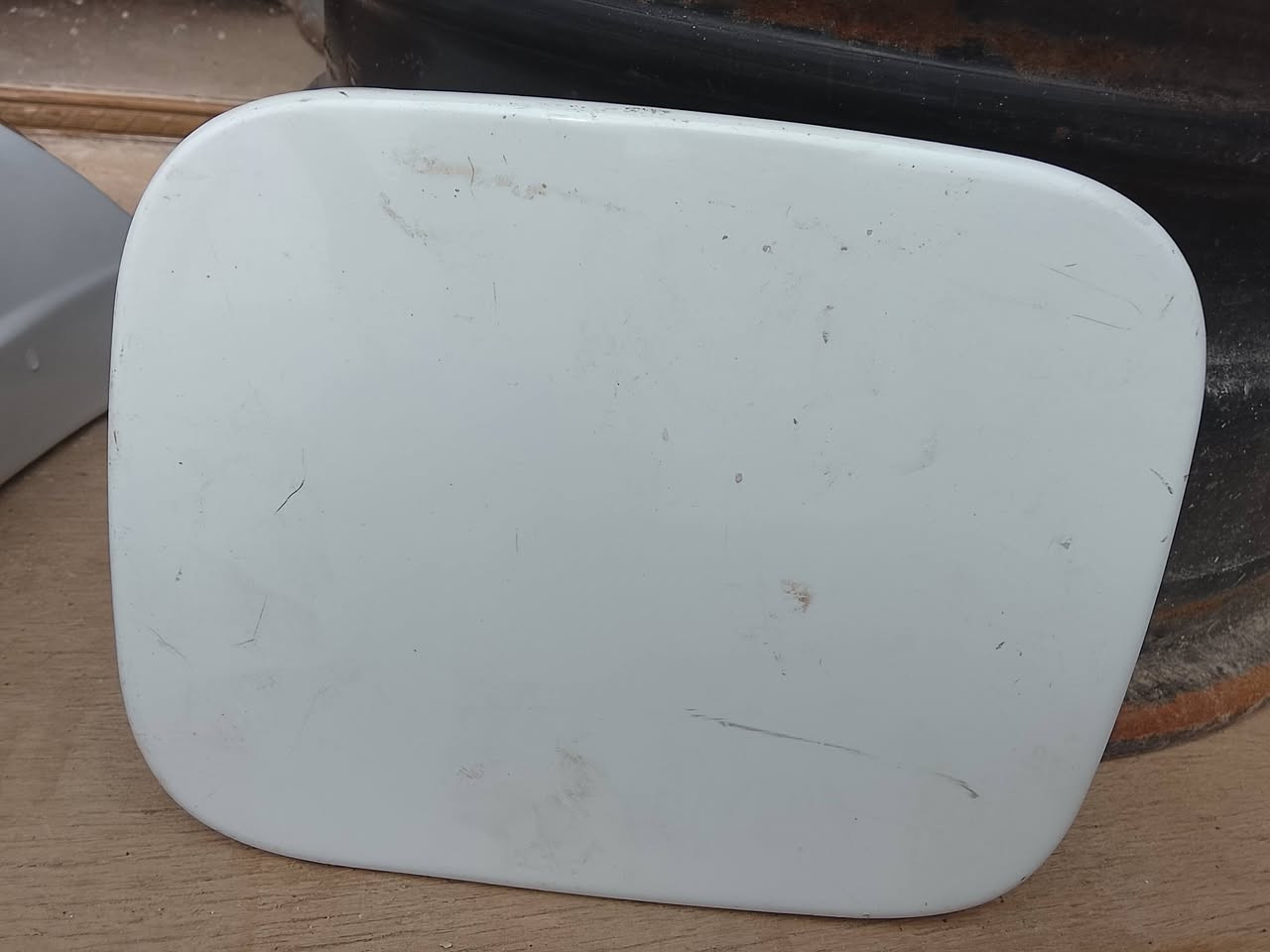 سلام عليكم للبيع غراض مرايات شيري اي فايف سعر 35....
ويل حديد سعر 15 باب بنزين سعر 10 مكاني شطره ***********
