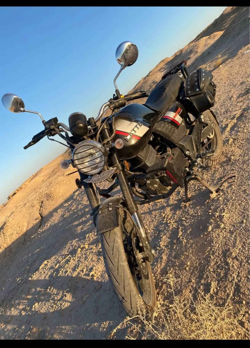دراجه لايتي اسود
محرك 200 
رقم وسنويه باسمي مداور ثاني يوم 
دراجه أخذته زيرو 
مشت عندي 2000 كم 
السعر 2350000
الاستفسار 
مكاني كربلاء
 
***********
