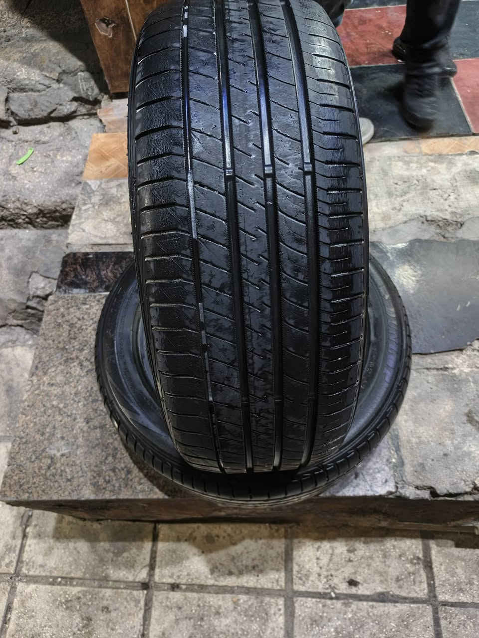 بعد إذن الادمن المحترم 
جوز مستعمل نخب دنلوب يباني القياس 215/55/17


**إذا كنت صاحب هذا الإعلان وتريد حذفه لأي سبب، رجاءا أرسل رسالة إلى الدعم الفني**