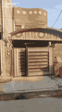 يعلن مكتب الاخوين اللعقار عن وجود دار للبيع الامساحه 100 طابقين جاهز ك...