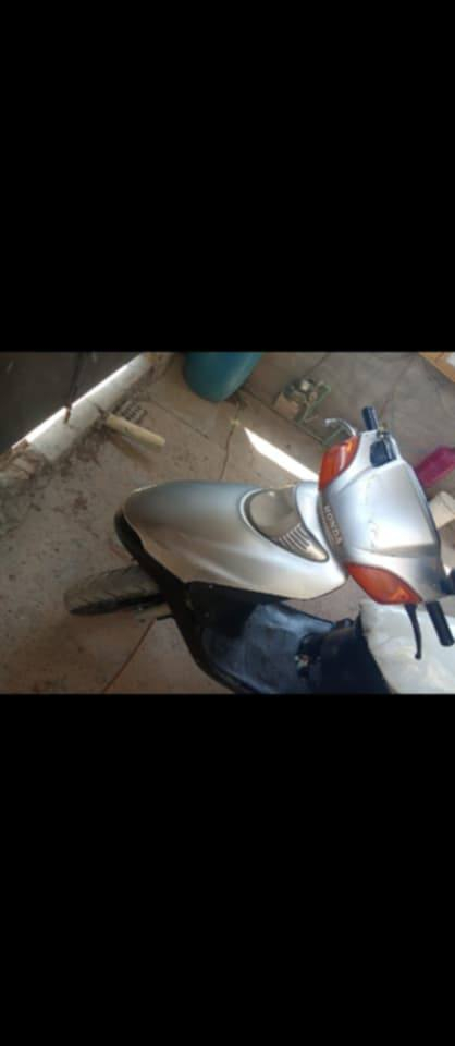 السلام عليكم دراجه سبيسي ياباني كوم حديد المكان ابو غريب خرنابات السعر٢٠٠الف الرقم ***********
