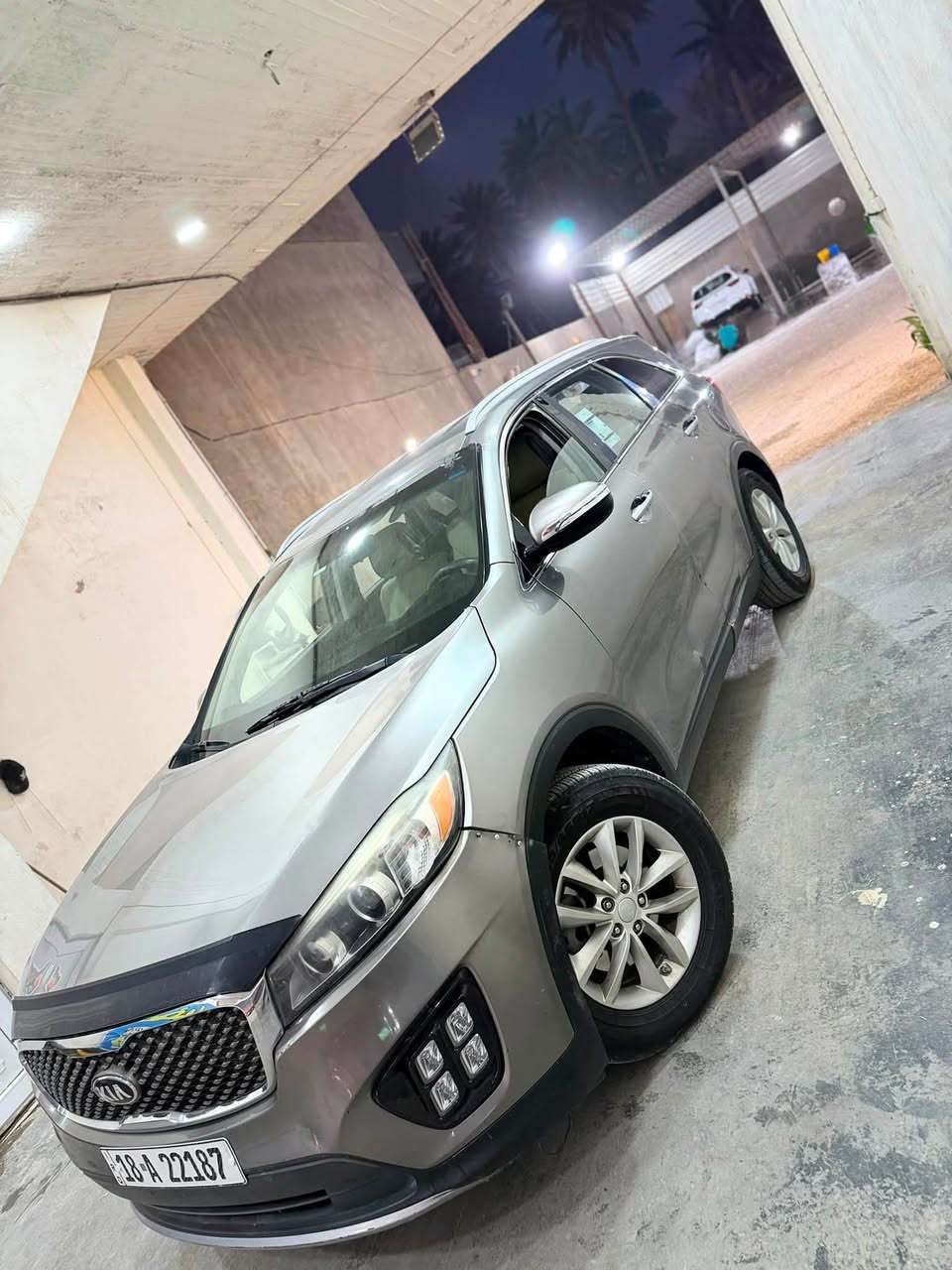 🚗 كيا سورنتو 2016 (وارد أمريكي) للبيع 🚗
 الموديل: 2016
 النوع: وارد أمريكي
 الضرر والصبغ: بيها صبغ باب خلفي ونص جاملغ فقط.
 المواصفات: مواصفات السورنتو الاعتيادية.
 المكان: بابل
💰 السعر: 147 ورقة (14,700$)
📞 للاستفسار والتواصل:
الاتصال على الرقم: ***********
