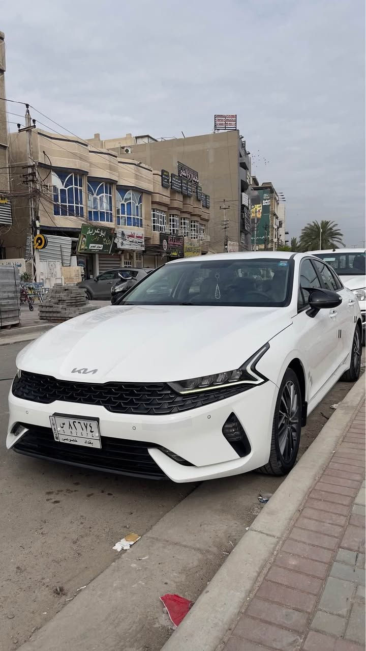 خليجي وكالة الدولية K5
ام الضمان فول عدا البنوراما كاملة
المواصفات تبريد شاشة يدات
نيكل لد 4 عدسات امامي خلفي
ويل جبير داخل ابيض شاشة
كاربلاي انظمة القيادة كاملة
الوصف
تشغيل عن بعد رقم بغداد هزه
جديده بيها الجاملغ الخلفي

مرشوش فقط بدون معجون بدون
تعديل وبيها pdr بالحافه مال
جاملغ
مكانها بغداد الكاظمية
*********** بغداد, العراق
