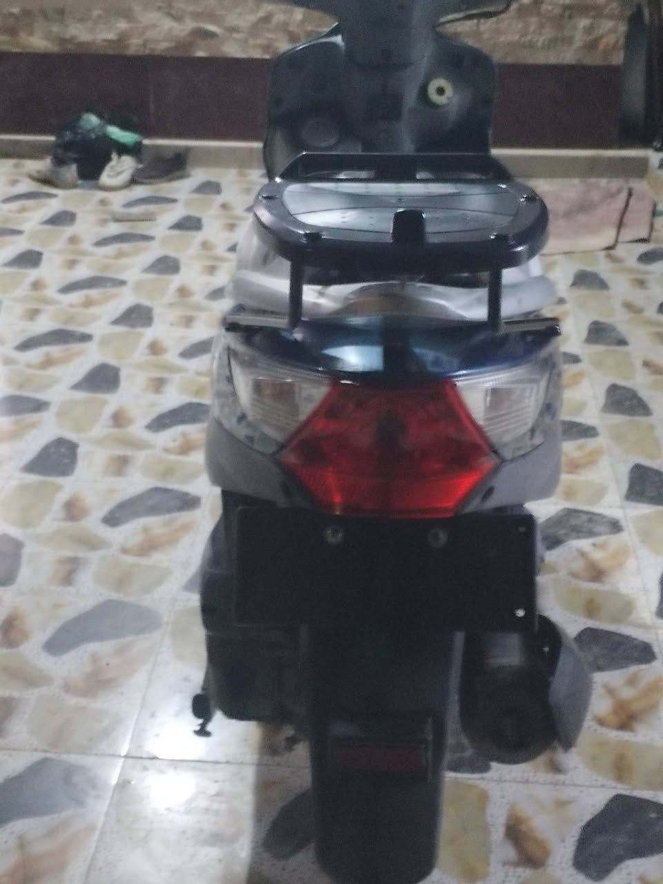 سلام عليكم
دراجه مكفوله كفاله عامه مكينه ناعمه مديل 2012 مكان الرفاعي 
سعر 720
رقم
***********
***********
