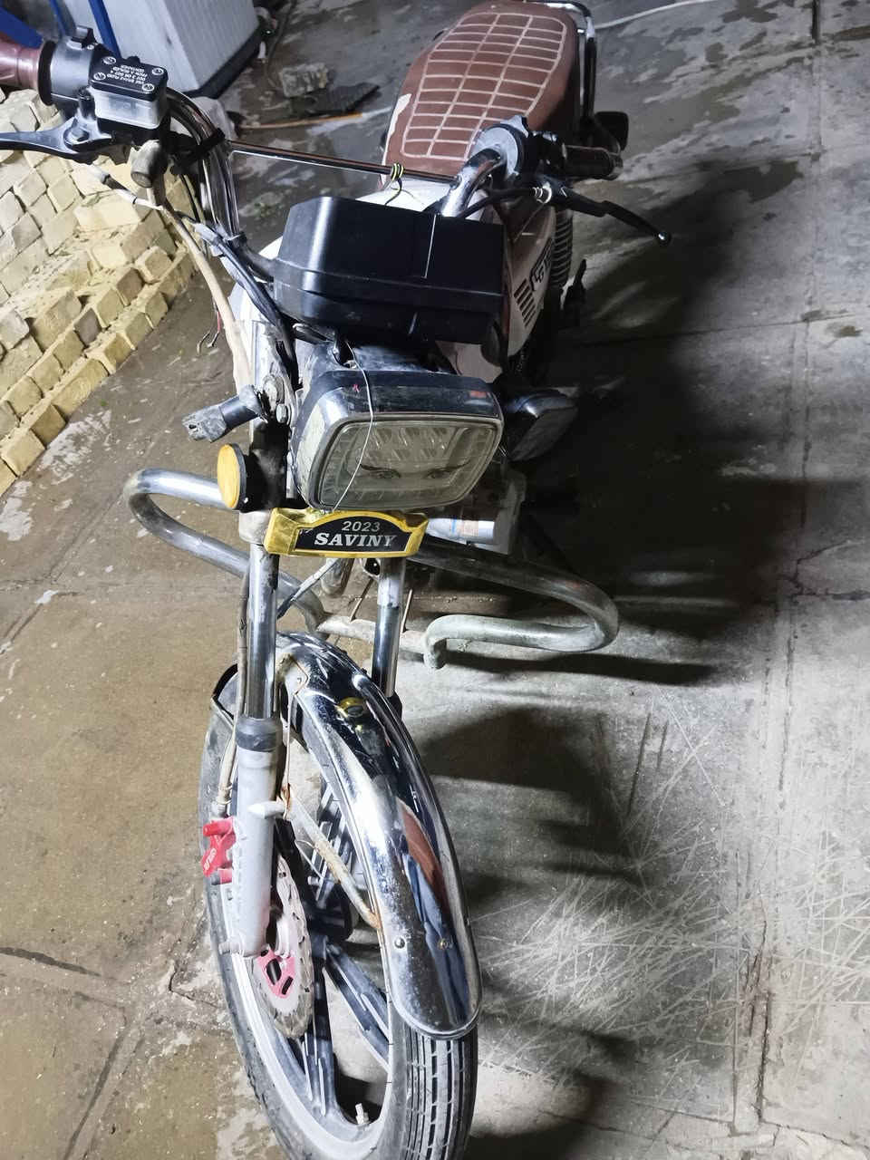 السلام عليكم دراجة ايراني 5 كير مديل 23)اوراقها كاملة كمرك مالهة مدفوع( دراجة شغالة كهربائيات شغالة سلف مالهة يرادلة كتف شغال  دراجة شوفت عينك الي بل صورة مكاني بغداد البلديات *********** اتصال فقط
